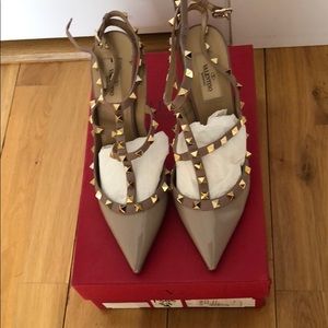 Valentino rock studs size 39